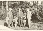 Franz, Hans mit Kindern und Ruedi, Bern 1934
